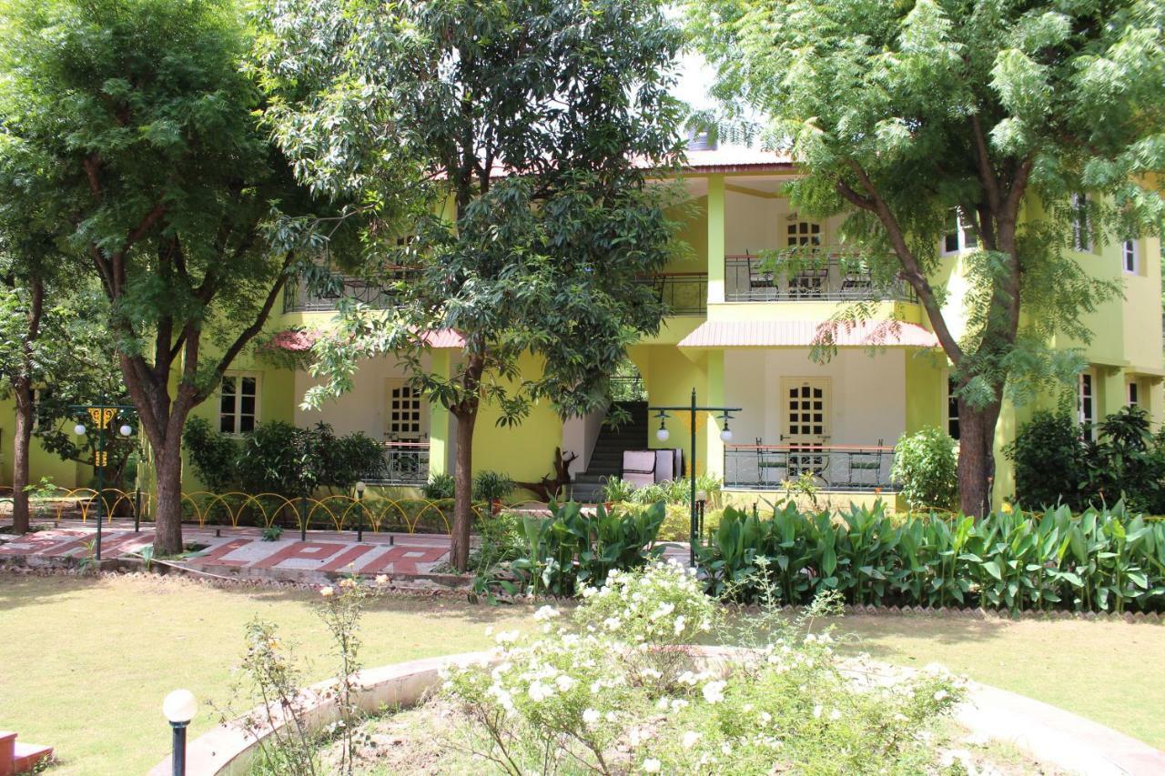 Amantra Shilpi Resort & Spa 烏代浦 外观 照片